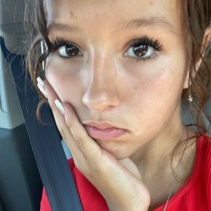 Meet your Posher, Kenzie